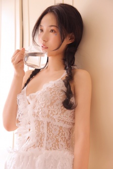 穿三角裤的范冰冰图片